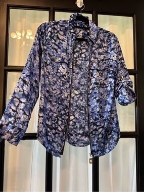 Michael Kors Blue & Blue & White Long sleeve zip up shirt